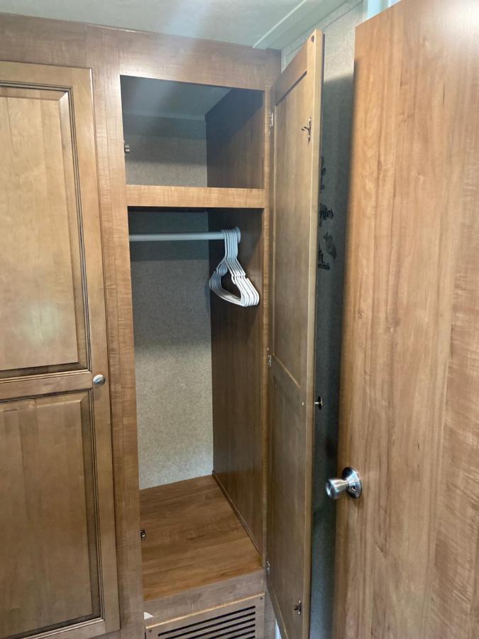 Cozy Camper - Free Parking Hotel Miami Ngoại thất bức ảnh